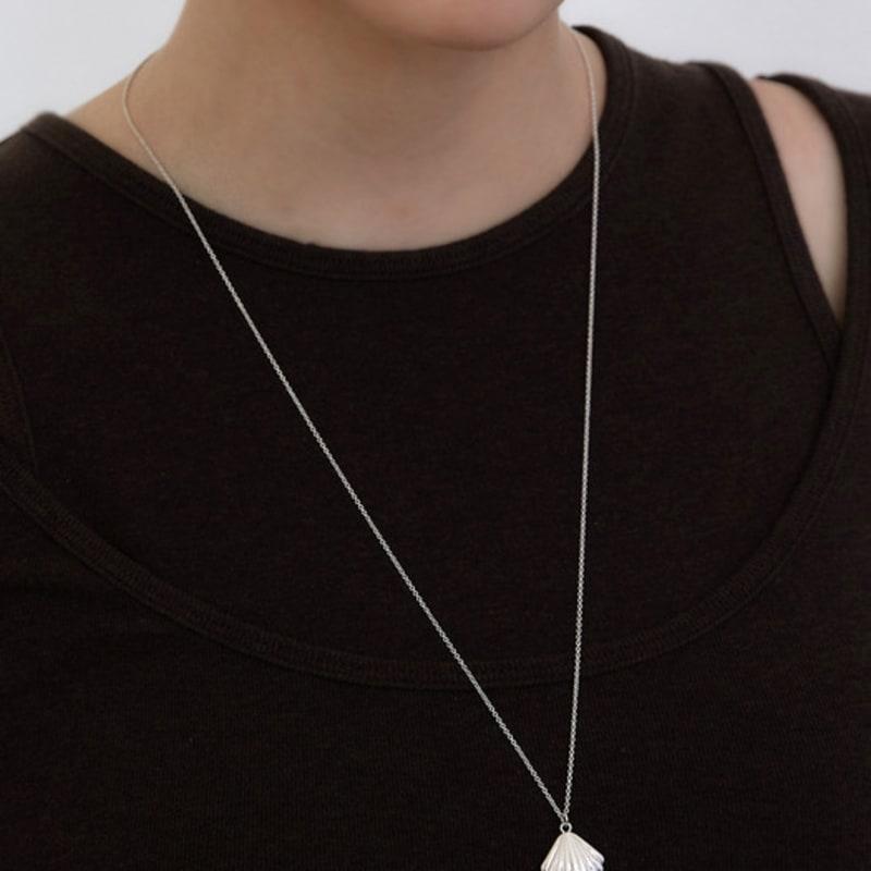 byweekend Shell necklace