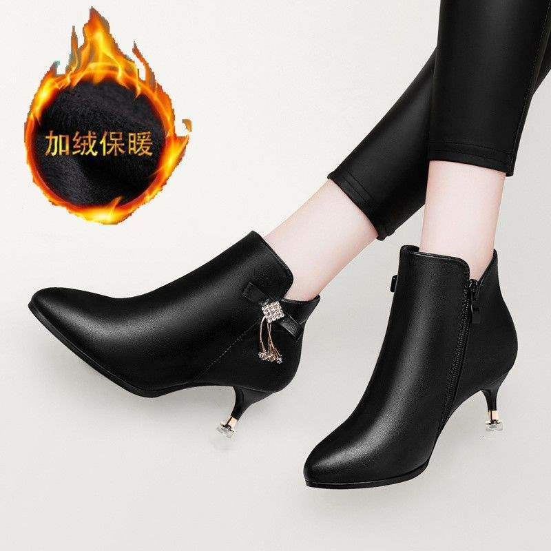 Short Boots Women's New Velvet Pointed Women's Shoes Autumn and Winter Medium Heel Short Tube Stiletto High Heels Martin Boots