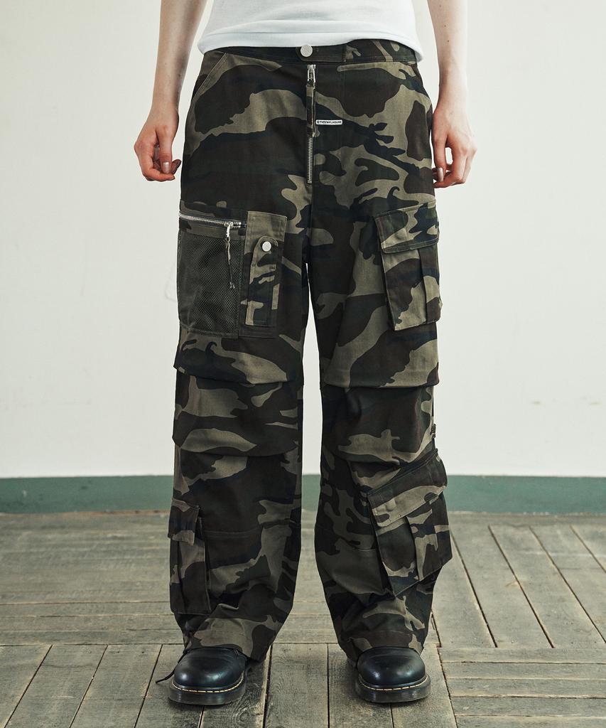 THEVINYLHOUSE Military Cargo Pants Camo