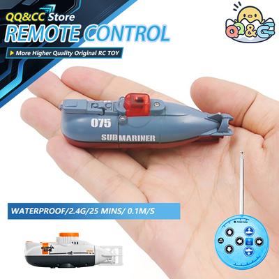 RC Denizaltı 0.1M/s Hız Uzaktan Kumandalı Tekne Su Geçirmez Dalış Oyuncağı Mini Simülasyon Modeli Çocuklar İçin Hediye Erkek Kız Yeni Yıl Hediyesi