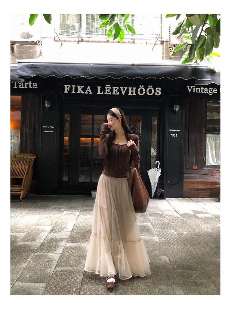 Women's Slim Fit Solid Color Long-Sleeve T-Shirt - Stylish Autumn Casual Top