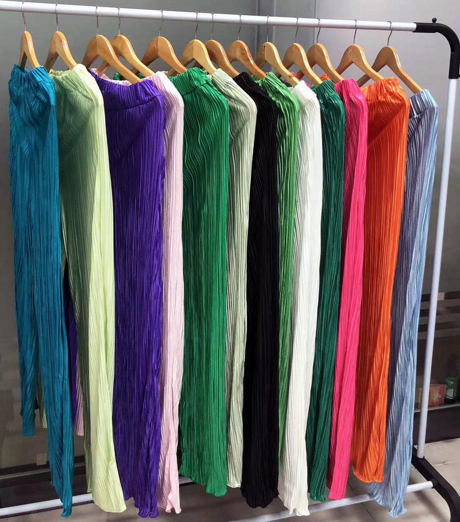 European & American Women's Solid Color Drape Pleated Casual Two-Piece Set - 2025 Spring/Autumn Collection