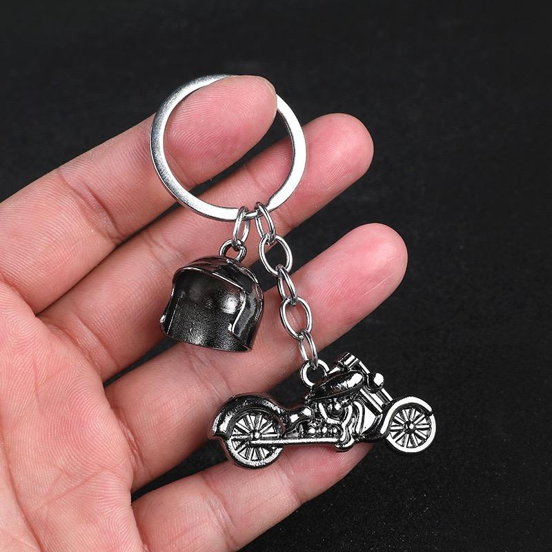 New Creative Motorcycle Keychain Men Women 3 Colors Locomotive Helmet Metal Holder Pendent Key Ring Bag Decoration Jewelry