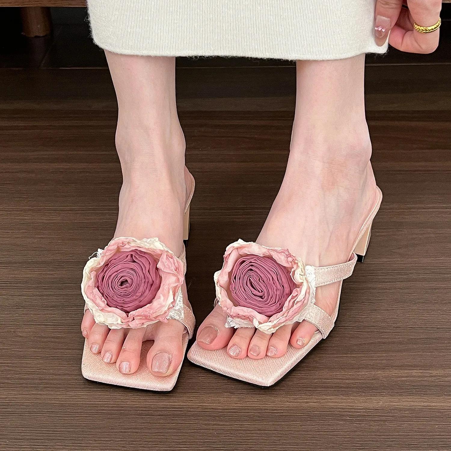 

Мода 2024 года, новые шлепанцы с квадратным носком, летняя юбка, босоножки на высоком каблуке, милые босоножки с китайским цветком на высоком каблуке для женщин 35 розовый