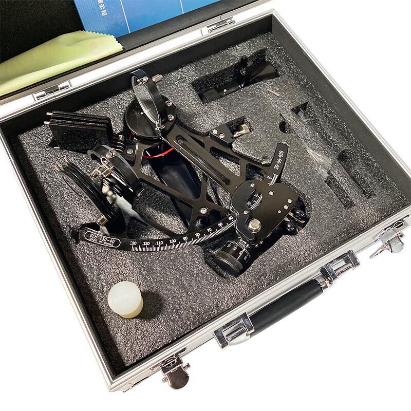 Yi Shunda Marine Sextant with Light