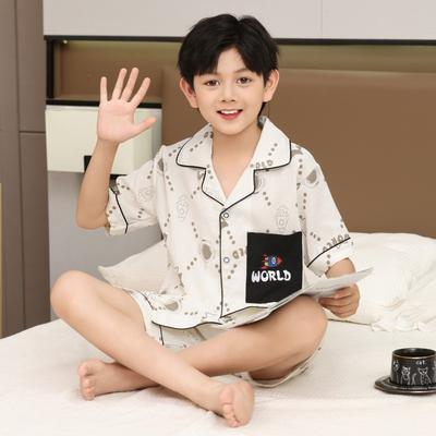 Pijama ve Bornozlar( 4 yaş üzeri erkek çocuklar için) – Pijama Takımları