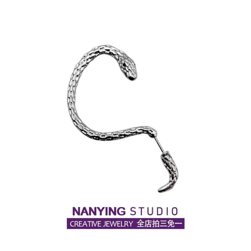

Nanying Fashion High Profile Retro Punk Dark Cold Wind Winding Snake Stud Earrings Ins Niche Style Hip Hop Earrings Left Ear single]