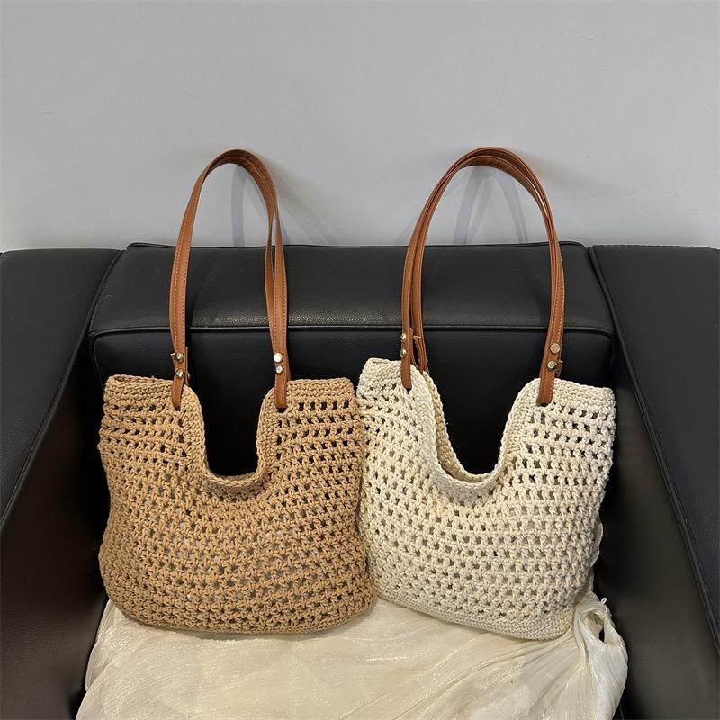 Bag women's new beautiful shoulder seaside vacation wind beach bag woven straw bag commuter tote bag