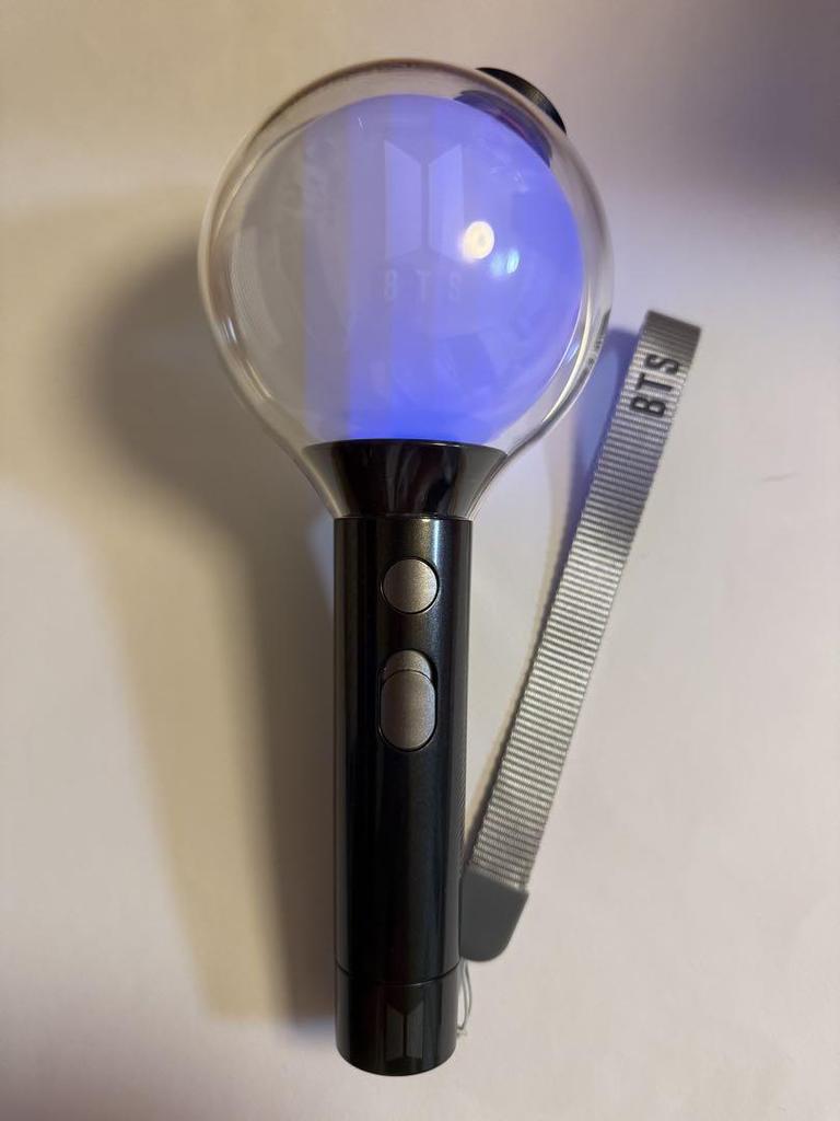 [USED] BTS LIGHT STICK Ver.4 AmiBomb