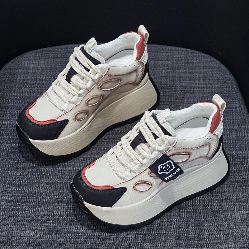 Women's 2025 Spring Thick-Soled Fashion Sneakers - Height-Boosting, Trendy, and Versatile Design.