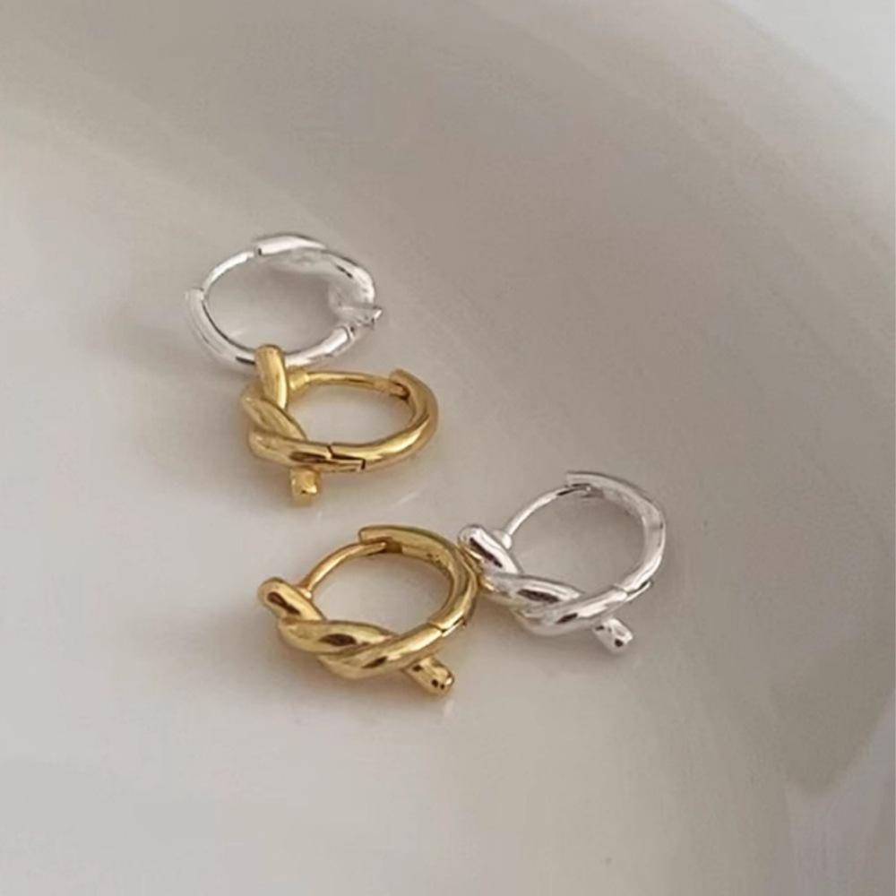 Japanese and Korean 925 sterling silver small knotted winding earrings niche design simple knotted earrings