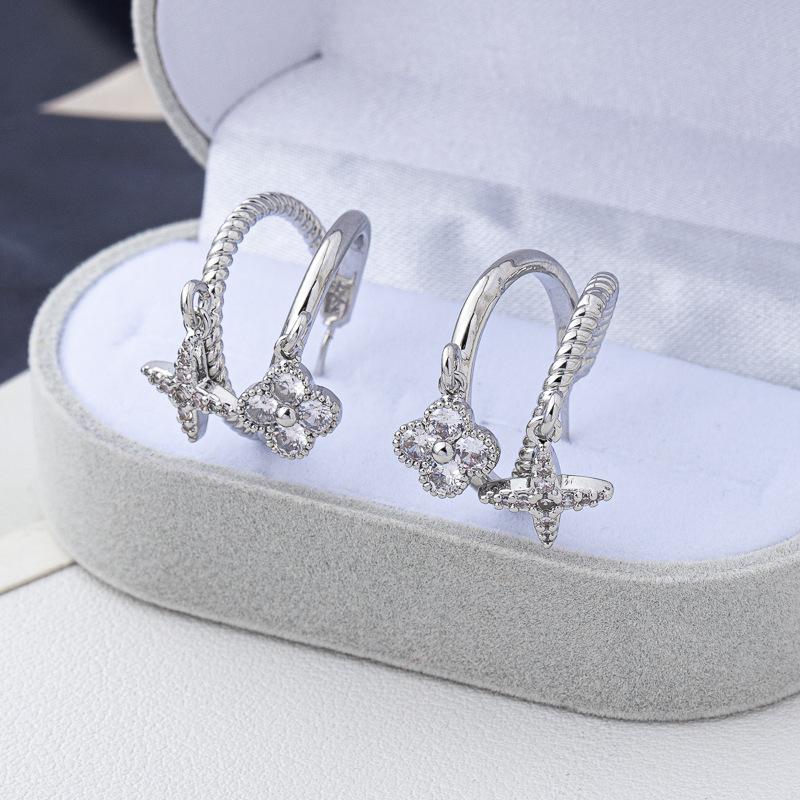 Temperament light luxury copper inlaid zircon four-leaf clover stud earrings exquisite high-end flower petal earrings