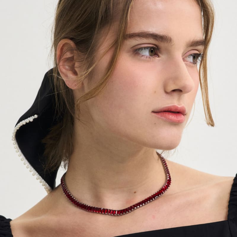 SORRY TOO MUCH LOVE Red Square Jewel Necklace_Red