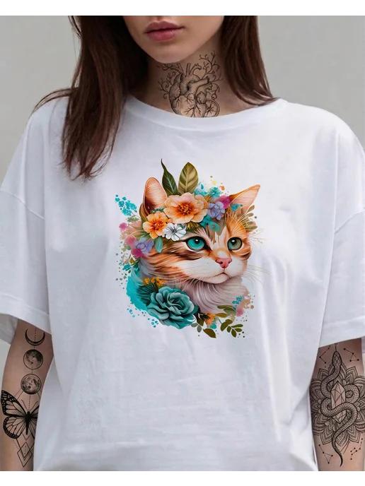 Summer T-shirt with a cat print M