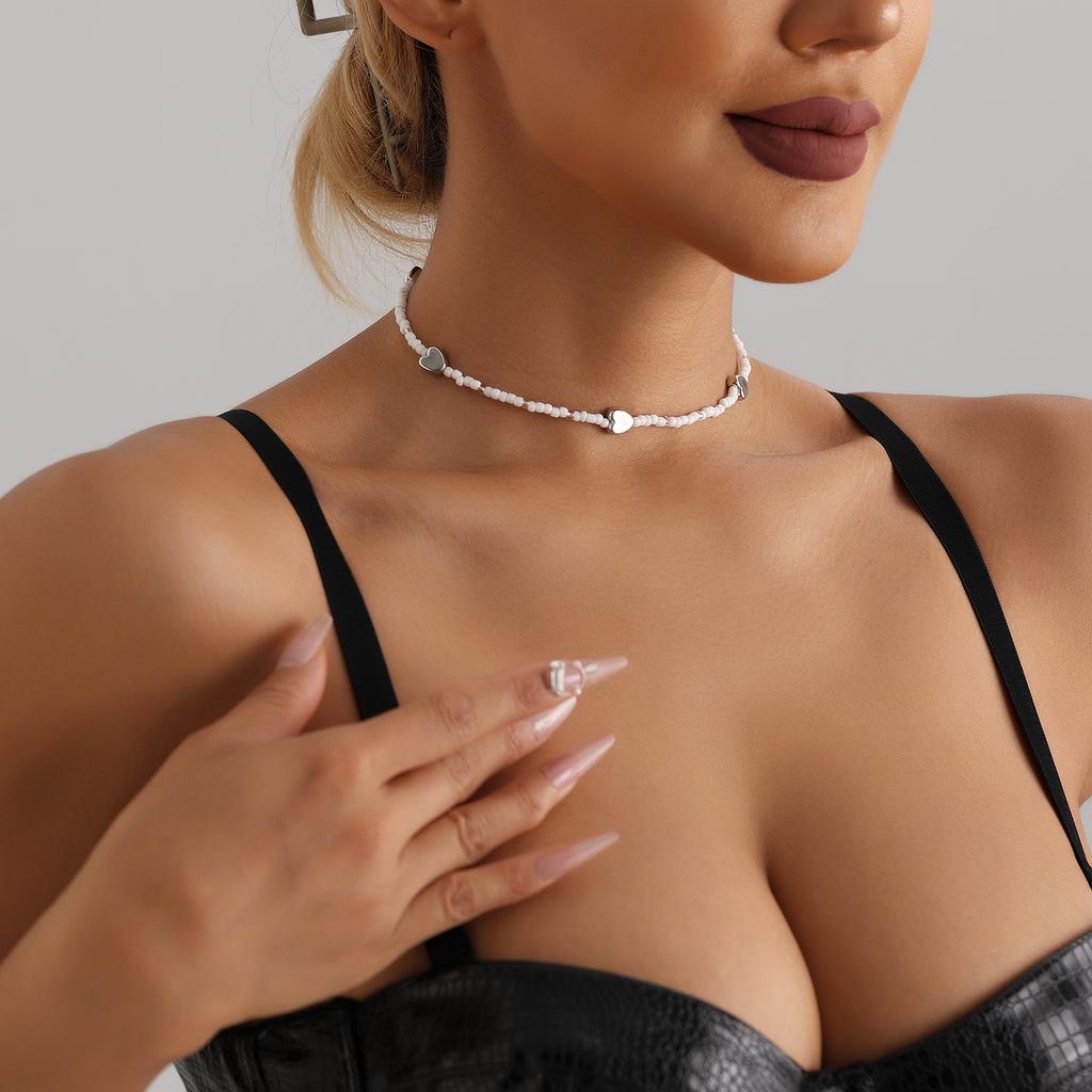 Accessories, Bohemian White Rice Bead Necklace For Women, Creative Beaded Love Peach Heart Collarbone Chain