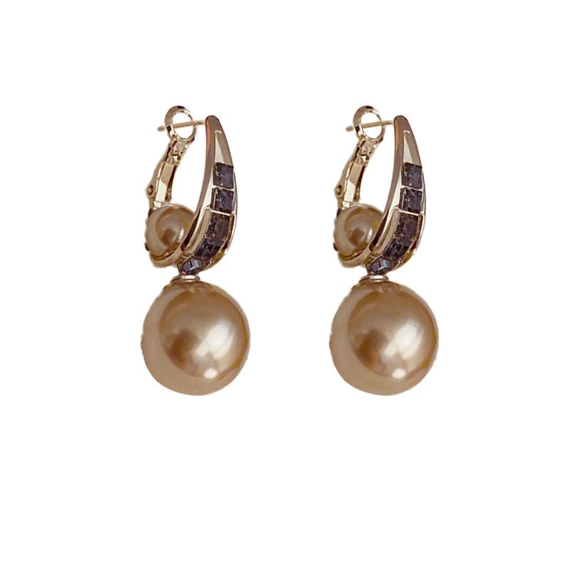 Korean Fashion Light Luxury Simple Multi Wear Champagne Pearl Womens Earrings