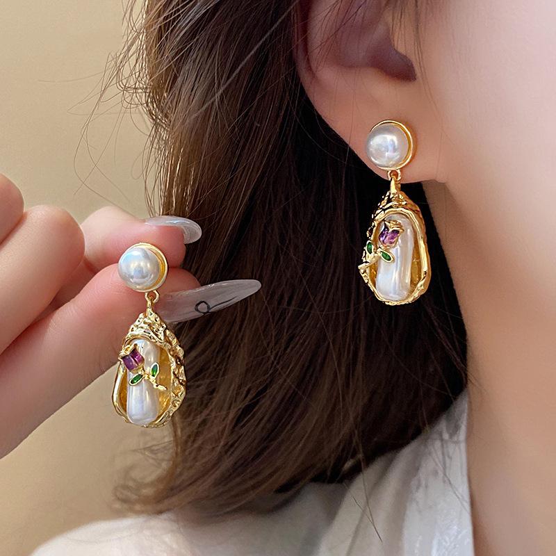 Vintage French Butterfly & Pearl Tassel Earrings - Elegant and Versatile Women's Studs