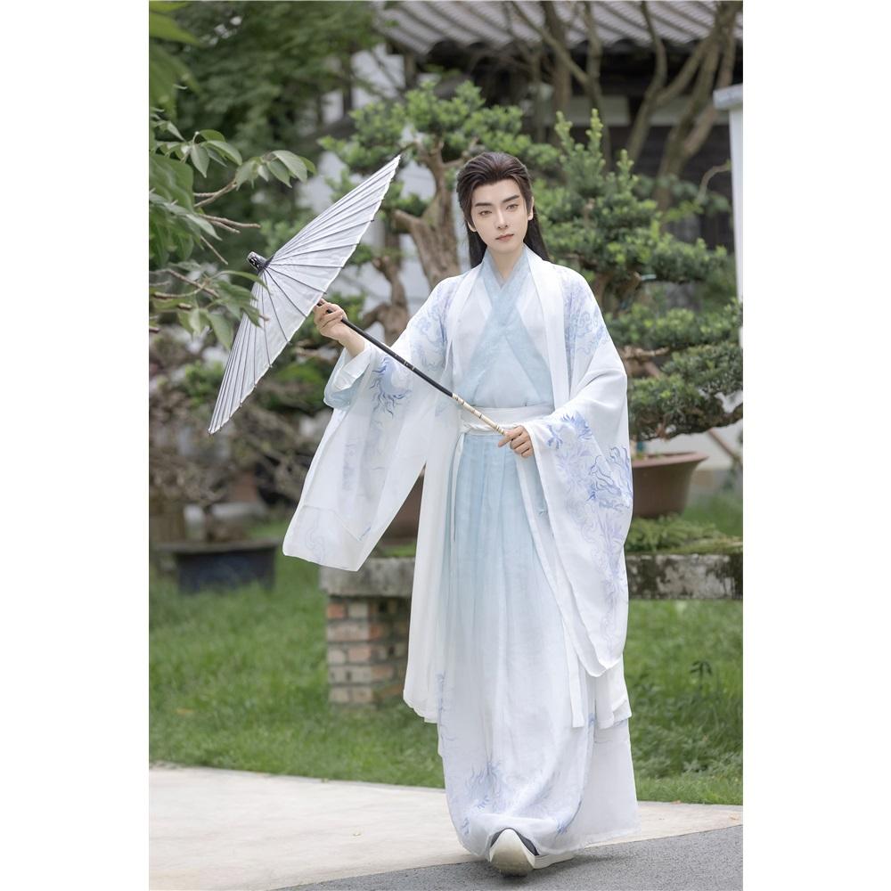 Traditional Chinese Hanfu Robe - Elegant Ancient Style Cosplay Costume