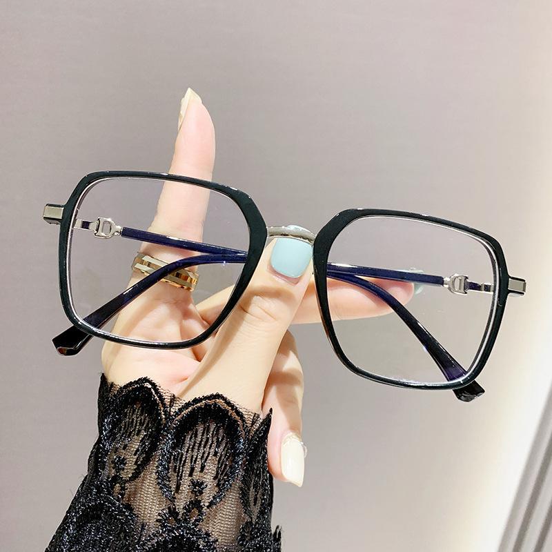 Trendy Large-Frame Square Glasses for Presbyopia with Prescription Options