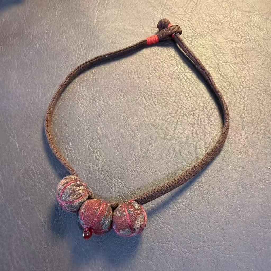 Handmade Fabric Art Three Pumpkins Women's Choker Necklace