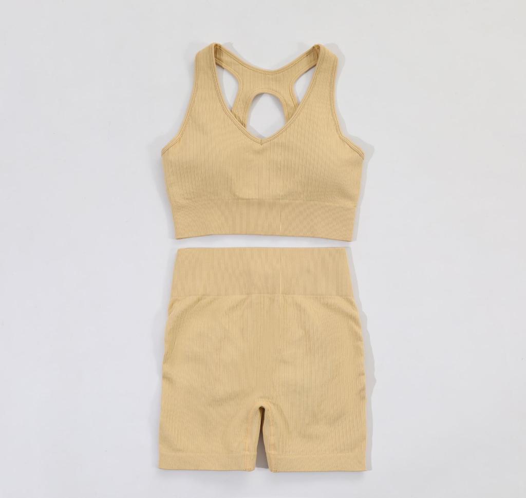 Spring Ribbed Seamless Yoga Suit - Women's Sexy Sports Fitness Set with Hip-Lifting Shorts