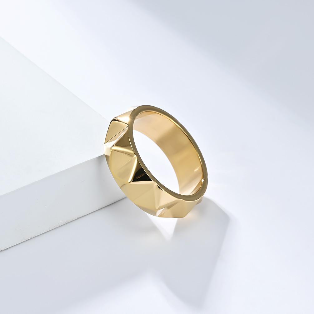 2026 Tapered Ring Men's Niche Personality Self-Defense Broken Window Finger Tiger Ring