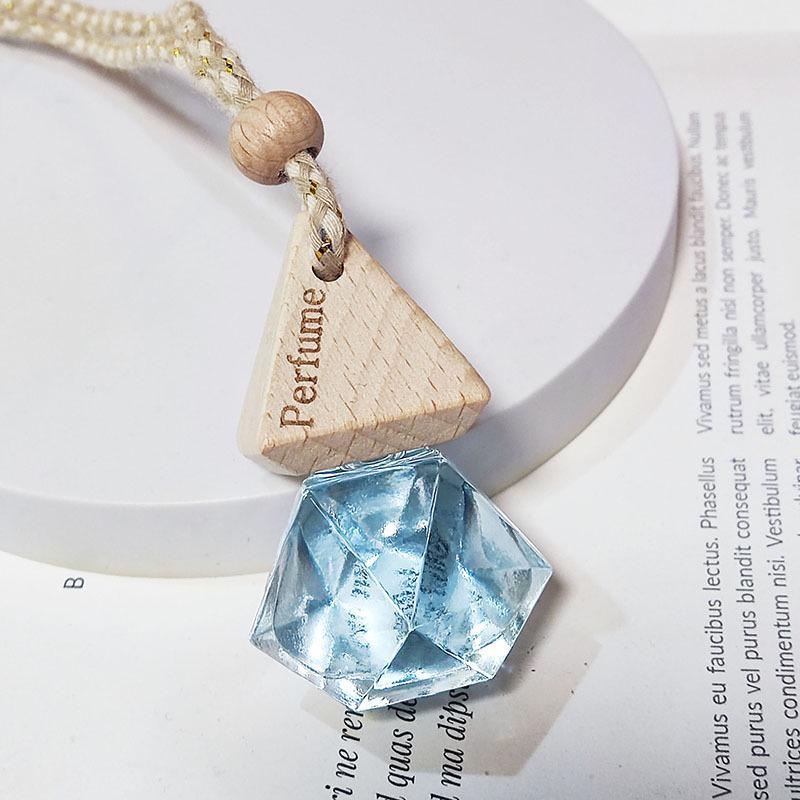 High-End Car Perfume Pendant: Essential Oil Hanging Diffuser for Men and Women Fragrance