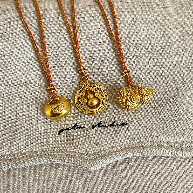 Nový čínský tykev baculatý Fu tkaný provázkový náhrdelník dámský lehký luxus retro móda temperament všestranný řetízek na krk svetr řetízek