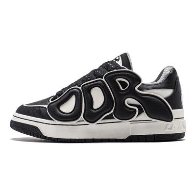 Încălțăminte pentru bărbați – Adidaşi