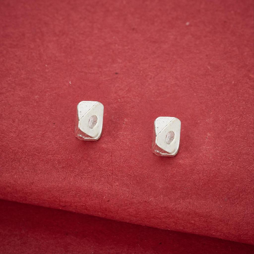 Polygonal Crushed Silver Triangle Spacer Beads: S925 Sterling Silver for DIY Rope Bracelets and Handmade Accessories
