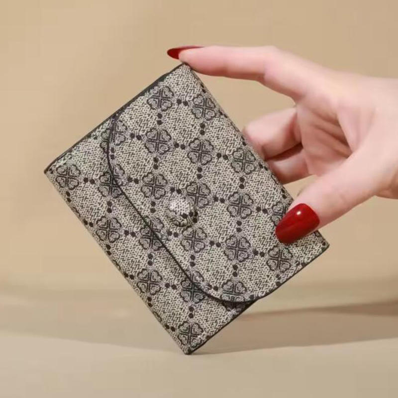 Women's Letter & Heart Print Wallet - Cute Zippered Coin Purse with Card Slots, Fashionable Wristlet Multi-Functional Wallet