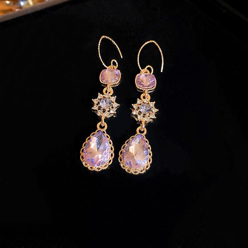 

Diamond water drop zircon earrings European and American light luxury high-end temperament ear hook retro fashion new earrings women