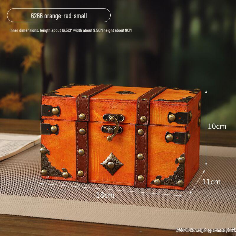 European Retro Lockable Wooden Trunk: Home Storage and Escape Room Decoration