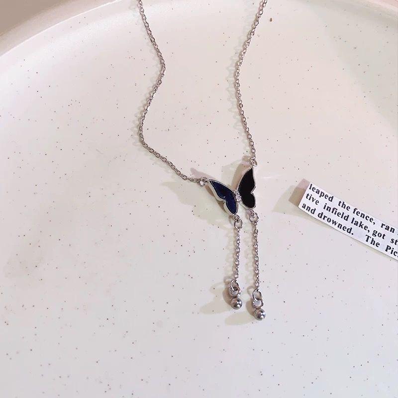 

Супер Изысканное~ Ожерелье с черной бабочкой Женское ins Премиальный дизайн Цепочка для ключиц Темпераментные Универсальные аксессуары