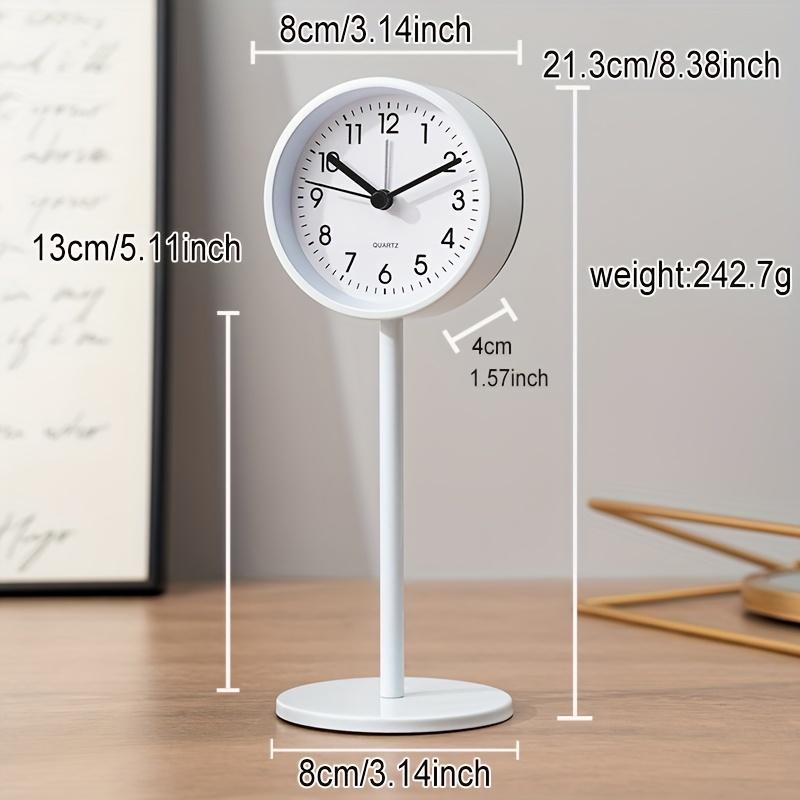 

Будильник для спальни в европейском стиле, Бесшумная работа без помех или тиканья, Металлический материал, Предназначен для украшения, Офис, Гостиная, Кабинет,