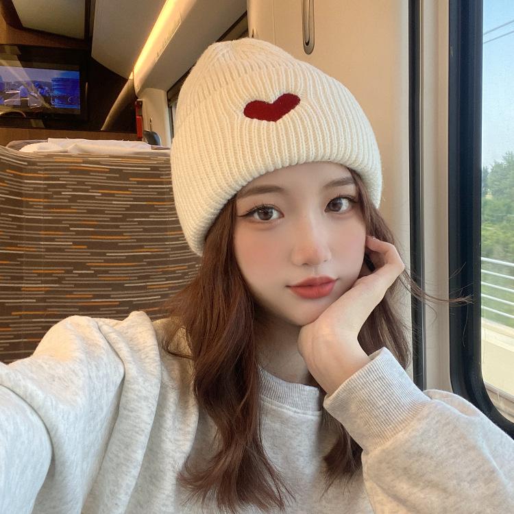Cute embroidered love wool hat women's autumn and winter warm casual versatile student knitted hat show face small cold hat