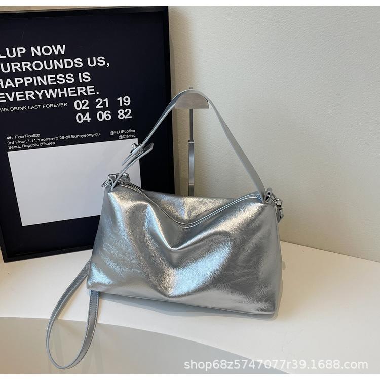 Large Capacity Bag Women's 2025 New French Niche High-end Commuting Large Bag Women's Shoulder Messenger Bag Women's Bag