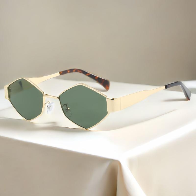 Occhiali da Sole Geometrici in Metallo 2025 Lenti Diamante alla Moda Protezione UV400 Leggeri Unisex Cornice di Design Lusso Retro