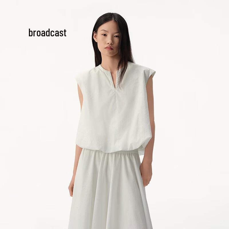 Broadcast Chic Sleeveless Petal Blouse S