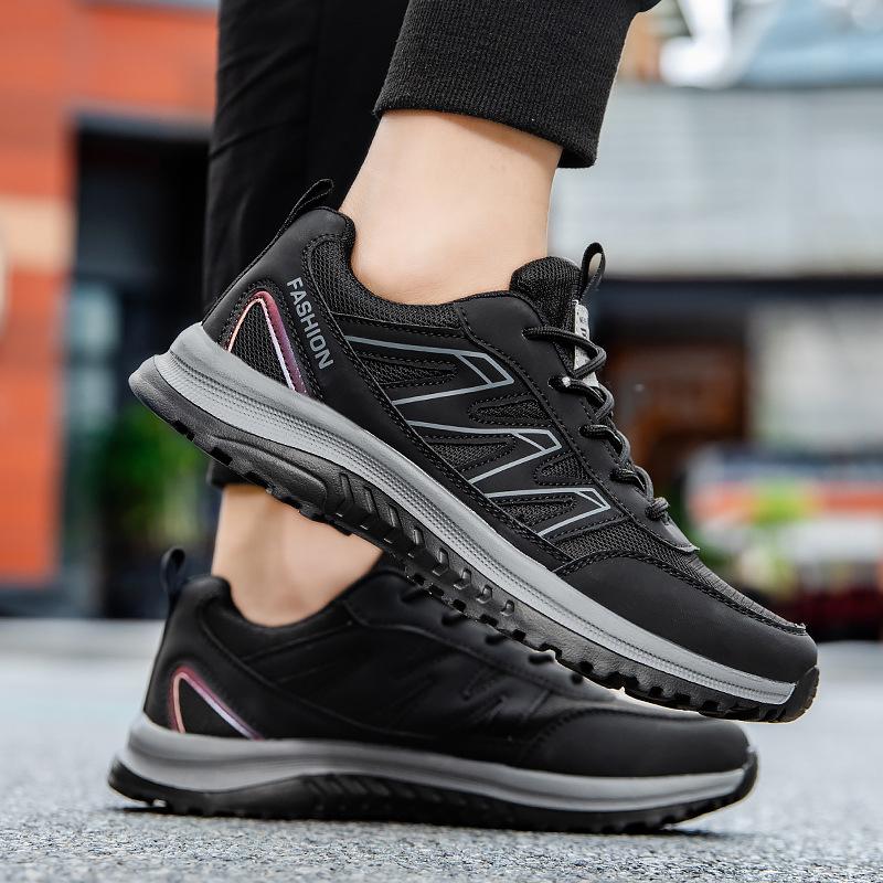 Stepping shoes summer mesh breathable casual shoes lightweight and comfortable sports shoes