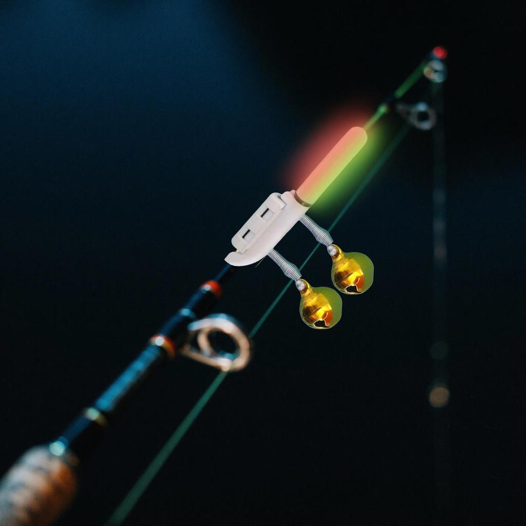 1PC Fishing Pole Clip On Light Waterproof Fishing Rod Tip Lamp Rechargeable Fish Finder Alert Glow Stick Stable for Night