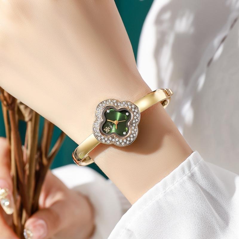 Bracelet Watch Simple Four-Leaf Clover Women'S Watch New Diamond-Encrusted Light Luxury Niche Women'S Watch High Value Quartz Watch
