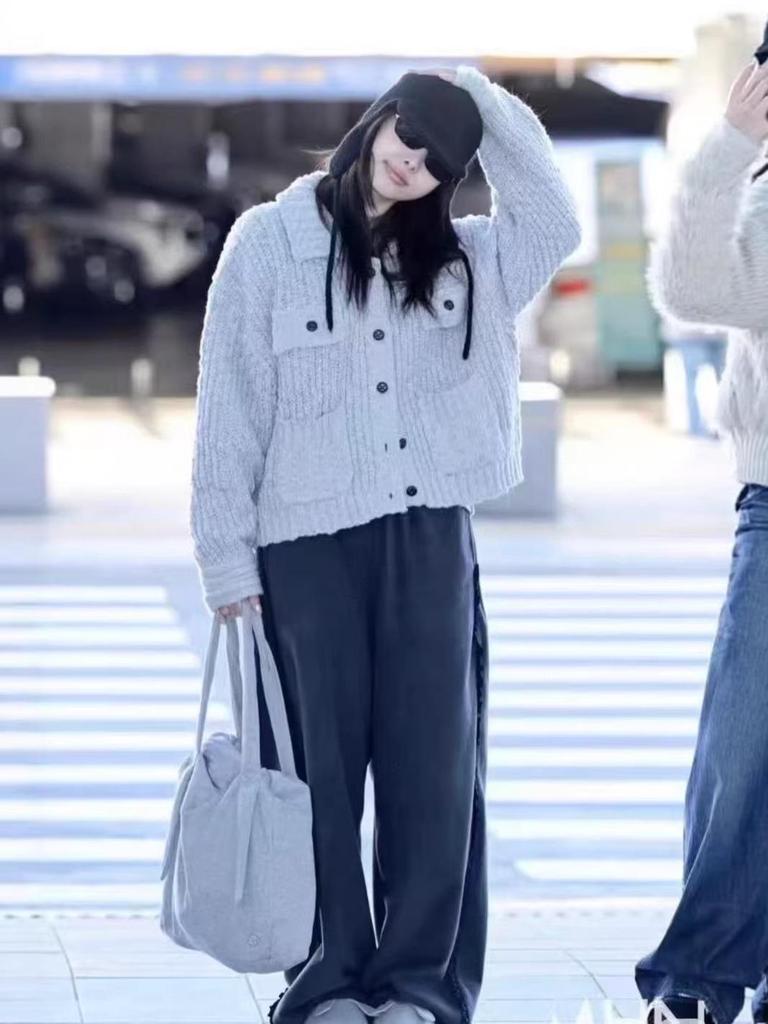 Available Korean Style Jennie Lace Patchwork Fleece Wide-Leg Casual Pants