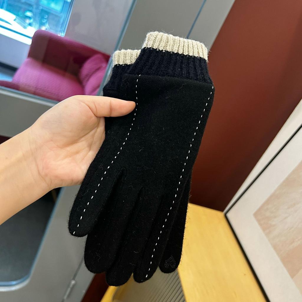 Women's Wool Warm Gloves for Autumn and Winter Korean Style Fashion Touch Screen Plus Velvet Thickened Riding Color Blocking Cold Hair Sticker Label