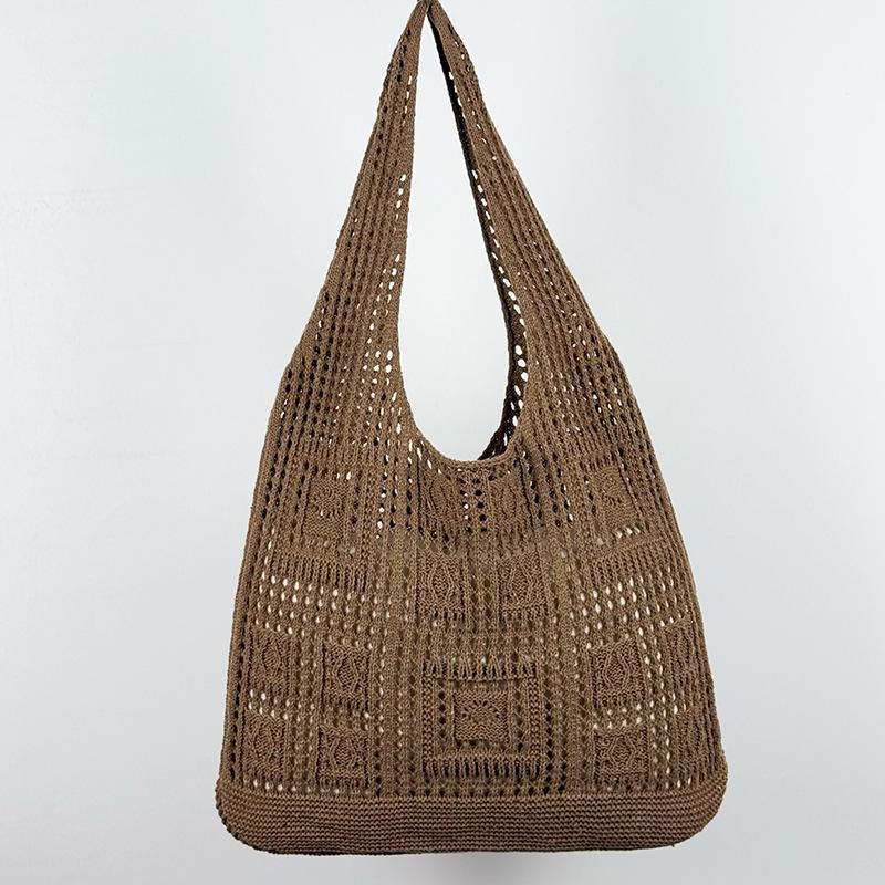 Women's Large Capacity Solid Color Knit Shoulder Bag - Casual Vacation Style, Versatile and Stylish.
