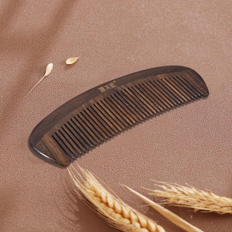  Pettine Massaggiante per Capelli in Sandalo Profumato Tan Mujiang CGB0505