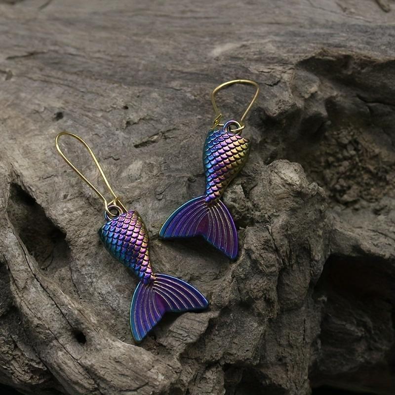 A Pair of Personalized Creative Colorful Stereoscopic Mermaid Tail Earrings for Party Wear
