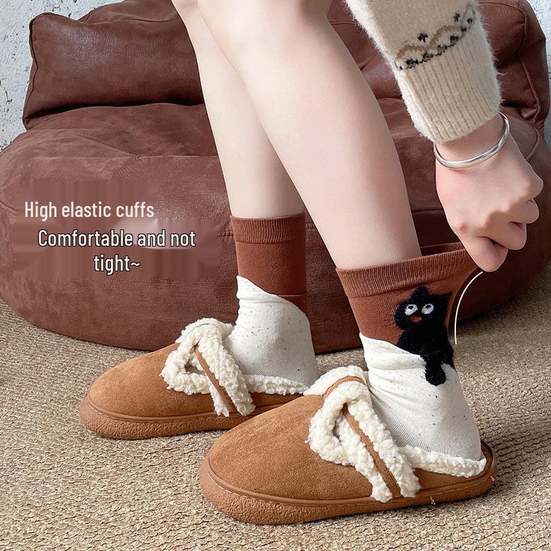 Cartoon Kitten Mid-Calf Socks: Cute Korean-Style Fuzzy Warm Women's Socks for Autumn and Winter