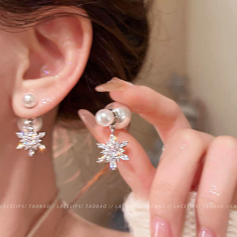 Vintage-style long tassel earrings for women, light luxury with a high-end feel, niche temperament, new Chinese-style earrings