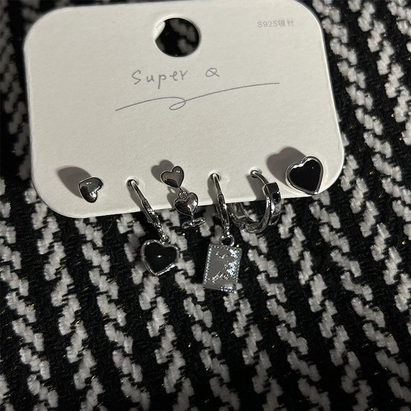 Black Heart Earrings Set for Women Gothic Cute Elegant Earrings Jewelry Trendy Korean Asymmetrical Vintage Earrings MIT